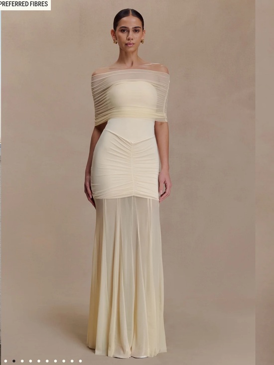 Meshki Dresses & Skirts - Caspian Elegant Off-Shoulder Cream Evening Gown
